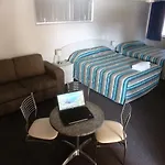 Aspley Carsel Motor Inn